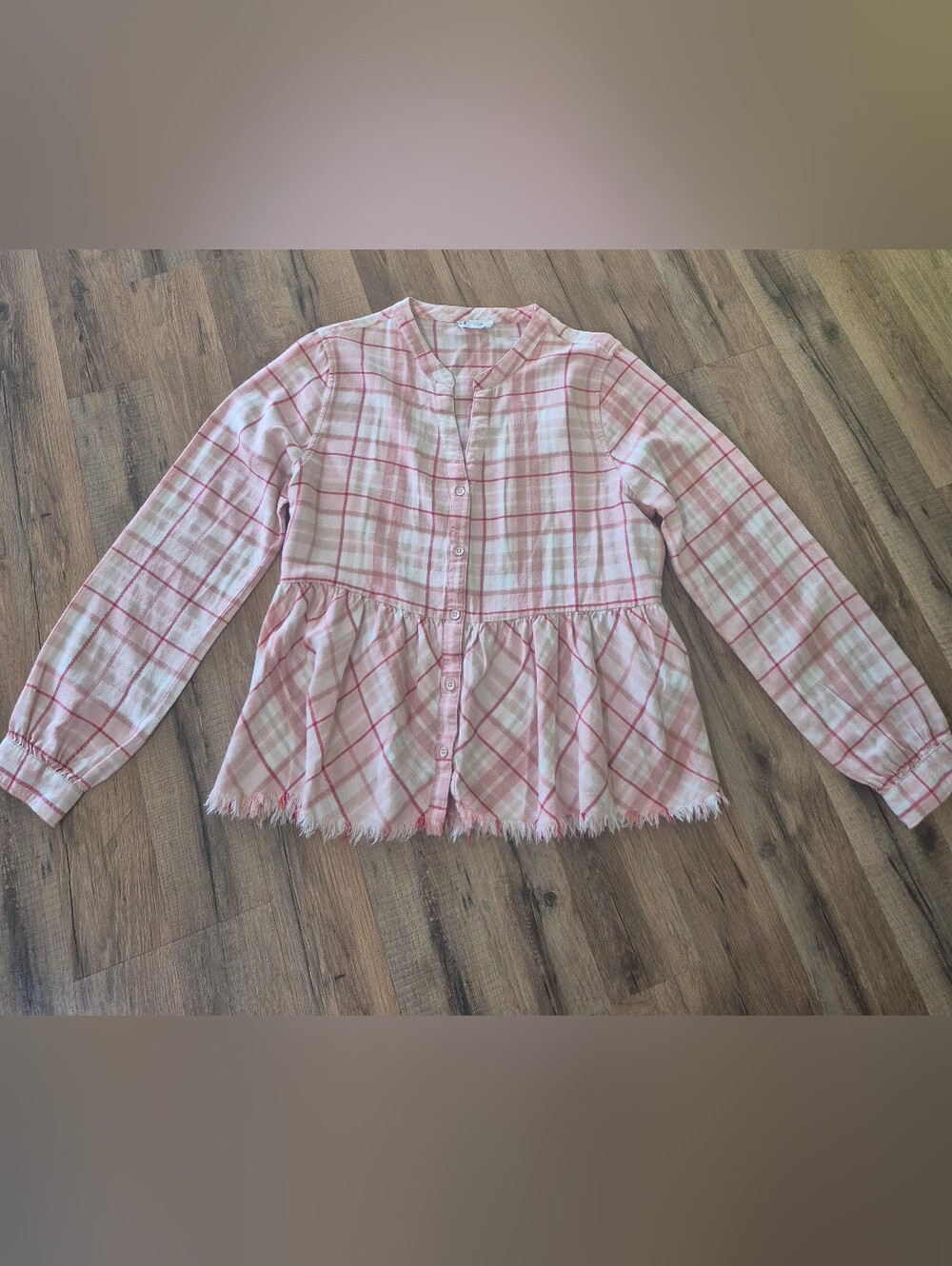 Light,Dark Pink/White Stripe Knit Top. RAW Hemline. Like New!